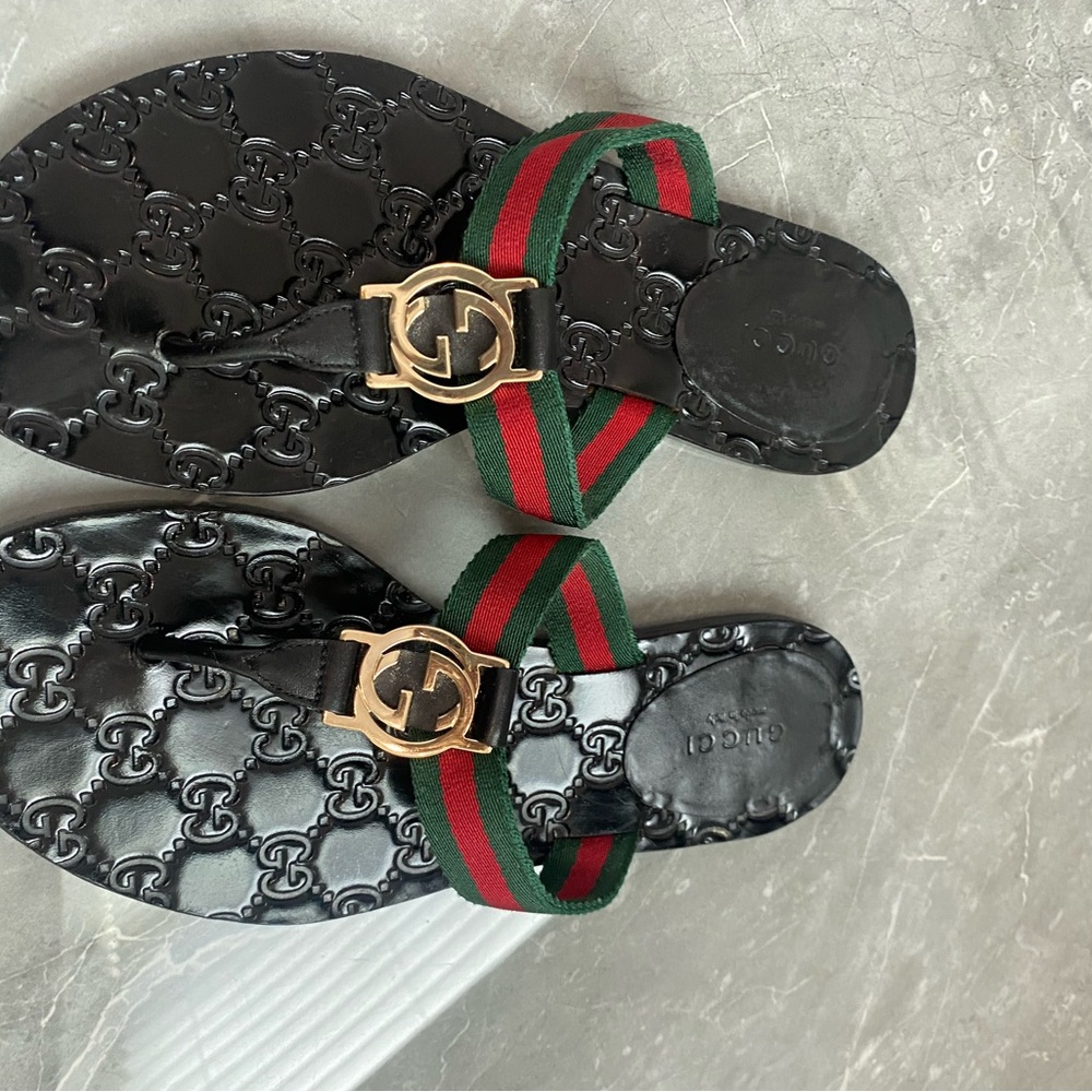 Gucci Black Sandals with Gold Logo